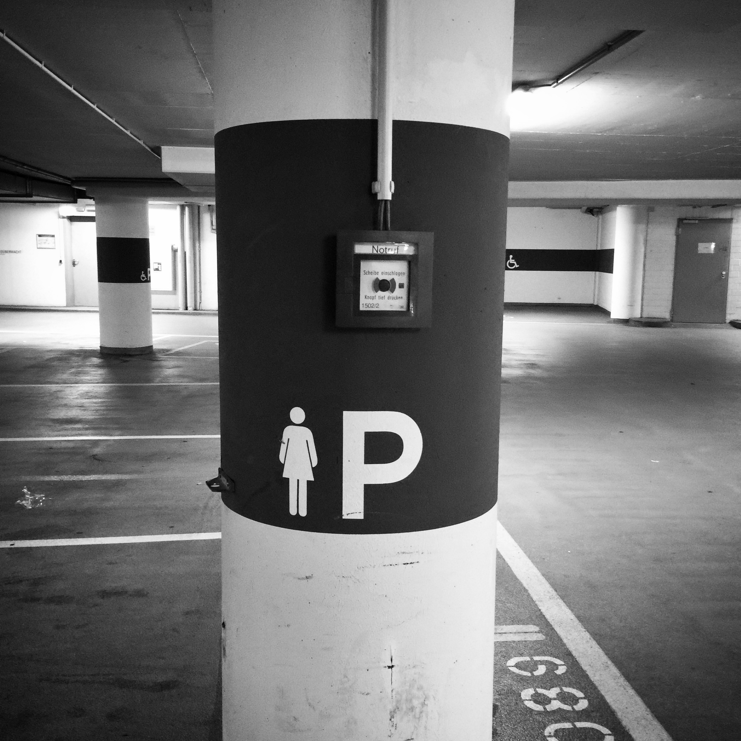 Frauenparkplatz